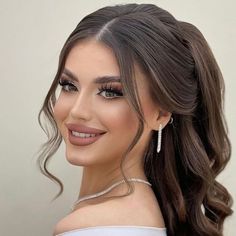 Bridesmaid Hair Brunette, Wedding Makeup Ideas, Look And Find, Effortless Waves, Engagement Hairstyles, Gorgeous Hairstyles, Birthday Hair, Hair Up Styles, Hairstyles For Long Hair