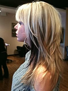 Pinwheel Hair Color, Long Shag Hairstyles, Rocker Hair, Ombre Bob, Long Shag, Dye Hair, Choppy Hair, Mom Hairstyles