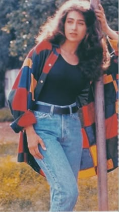 Retro Outfits 90s, 80’s Outfits, Celana Jogger Wanita, 90s Bollywood Fashion, Style Année 80, 90’s Outfits, 90s Inspired Outfits