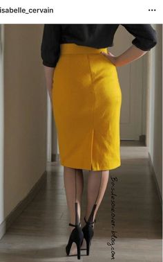 Pencil SKIRT YELLOW winter style WOOL fabric belt included | Etsy Casual Dress Attire, Cute Skirt Outfits, Vintage Stockings, Office Fashion Women, Stockings Heels, Fully Fashioned, Beautiful Skirts, Pencil Skirts, Straight Skirt