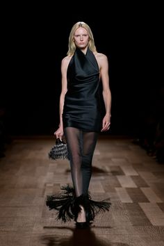 Ferragamo Fall 2024 Ready-to-Wear https://www.vogue.com/fashion-shows/fall-2024-ready-to-wear/salvatore-ferragamo/slideshow/collection#57 Ferragamo 2023 Fall, Ferragamo 2024, Ferragamo Dress, Ferragamo Resort 2024, Ferragamo Fall 2024, Fall 2023 Ready-to-wear Fashion Show, Ferragamo Runway, Pre Fall 2024 Runway, Fall Winter Fashion Trends