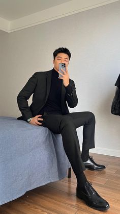 Mens Formal Outfits Black, Asian Men Suit Style, Asian Men’s Fashion, Asian Men Suit, Aesthetic Suit Men, Asian Men In Suits, Outfit Elegante Hombre, Outfit Formal Hombre, Korean Outfit Male