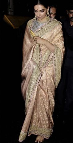 Deepika Sabyasachi, Fruits Photoshoot, Draped Sarees, Deepika Padukone Saree, Sabyasachi Saree, Ramp Walk, Sabyasachi Sarees, Golden Saree, Bridal Sari