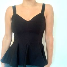 Liliana Rojana Black Sleeveless Peplum Top Women's Size Small Nwt New With Tags. Stretchy, Soft, And Comfortable. Sweetheart Neckline, Peplum Hem, Back Zipper Closure. Chic Sleeveless Top With Built-in Bra, Chic Fitted Tank Top For Date Night, Chic Fitted Tank Top For Party, Sleeveless Party Tank Top, Elegant Fitted Sleeveless Camisole, Fitted Sleeveless Top For Date Night, Elegant Sleeveless Peplum Top For Party, Date Night Tank Top With Built-in Bra, Sleeveless Camisole With Built-in Bra For Date Night