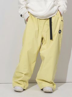 Yellow Hiking Pants, Skating Pants Women, Womens Snow Pants, Skating Ice, Elastic Leggings, Ice Climbing, Snow Peak, Snowboard Pants, Snow Sports