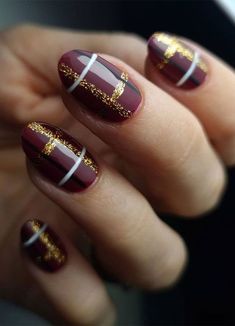 25 Cozy Christmas Plaid Nail Designs To Save & Recreate! - The Catalog Autumn Nail Art Designs, Autumn Nail Art, Plum Nails, Cute Nail Colors, Autumn Nail