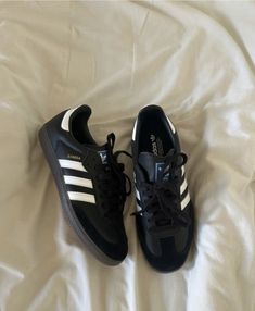 #adidas #samba #trending #sneakers #cute #aesthetic #christmas Black Adidas Shoes Aesthetic, Adidas Samba Black And White, Black Sambas Aesthetic, Black And White Sambas, Black And White Shoes Aesthetic, Adidas Samba Aesthetic, Black Samba Adidas Outfit, Black Adidas Sambas, Mj Outfits