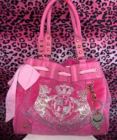 Juicy Couture Aesthetic, Trashy Y2k Aesthetic, Mcbling Fashion, Meagan Good, Y2k Accessories, Pink Y2k, 2000s Fashion Outfits, Pink Girly Things