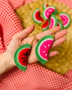 Watermelon slice bag charm, Watermelon Crochet Cool Keychains Gift Ideas, Acrylic Crochet Fruit Slices Key Chain, Watermelon Bag Accessories by BuckConceptAtelier on Etsy Gift Ideas Crochet, Watermelon Crochet, Crochet Watermelon, Cool Keychains, Fruit Slices, Crochet Fruit