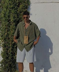 Streetwear Beach Outfit, Mens Beach Outfits Casual, Beach Ootd Men, Boy Beach Outfits, Beach Fits Men, Jordan Shoes Style, Men Outfits Casual, Summer Outfits Men Beach, Fashion In Paris