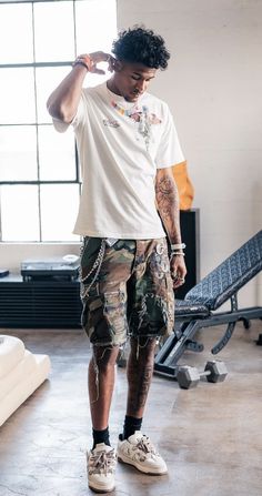 Camo Shorts Men Outfit, Cargo Shorts Men Outfits, Camo Shorts Outfit, Boyfriends Outfits, Jordan 4 Outfit Men, Dude Outfits, Cargo Shorts Outfit, Summer Drip, Jalen Green