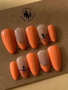 nails ideas Nagellack Trends, Simple Fall Nails, Halloween Acrylic Nails, Cute Halloween Nails, Cute Simple Nails, Fall Gel Nails, Pumpkin Nails, Cute Nails For Fall, Thanksgiving Nails