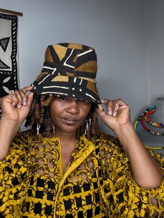 Handmade XL  Mudcloth bucket hat.  . this is a Unisex wear,...  very classy stylish look Mudcloth Fabric, African Fabrics, Turbans, Mud Cloth, Hair Accessories Headbands, African Fashion, Halloween Shopping, Style Me, Short Hair