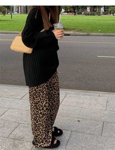 Leopard Print Wide Leg Pants For Women'S Summer Thin Ice Silk High Waisted Draped Loose Straight Tie Dye Decorations, Track Pants Outfit, Leopard Print Pants, Laced Up Shirt, Printed Wide Leg Pants, Spice Girls, Pleated Mini Skirt, Lolita Dress, Sweatshirt Dress