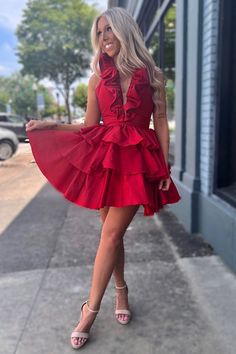 Get ready to make a statement at your next dance with our Red Halter Ruffle Tiered Homecoming Dress. The stunning plunge halter neckline and ruffle tiered skirt will turn heads and make you stand out. Perfect for homecoming or any other dance, this short formal dress is a must-have in your wardrobe.#shortdress #cocktail #semiformal #cocktaildress #homecoming #homecomingdress #semi #shortdresses Homecoming Dress Short 2022, Red Homecoming Dresses Short Formal, Red Formal Dress Homecoming, Short Formal Dresses 2022, Formal Party Dress Short Red, 2022 Homecoming Dresses Short, Short Halter Homecoming Dresses, Homecoming Dresses 2022 Short, Homecoming 2022 Dresses