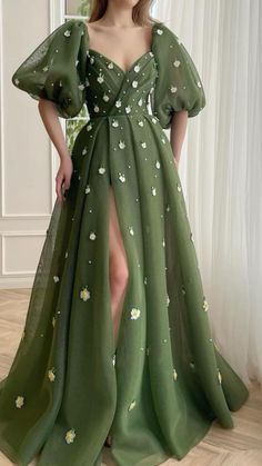 #wintertrends #winterdress #promdress #trendy #outfits #fashionoutfits #hairtrends #hairstyles #trendyhair #trendyhairstyles #winteraesthetic #winterchic #wintervibes #aesthetic #billionairelifestyle #girllife #winterfashion #luxury #luxurouslifestyle #homedecore #Christmasdecore #Christmashomedecore #woman #uggs #winteroutfits2022 #fancydress #snow #Christmas #valentine’sdaynaildesigns #februarynails #pinkvalentinesnails #nudebaddienails #beautereveillon #selfcare #winterrecipes #summeroutfits #springnails #nails2023trends #springoutfits #promhairstyles Princess Evening Dress, Teuta Matoshi, Prom Elegant, Simple Frocks, Gowns Prom, Pretty Prom Dresses, Stylish Dress Book, Birthday Dresses