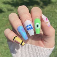 Appa Nails, Elemental Nails Disney, Easy Cartoon Nails, Character Themed Nails, 90s Birthday Nails, Disney Cars Theme Nails, Movie Theme Nails, Disney Universal Nails, Disney Princess Acrylic Nails