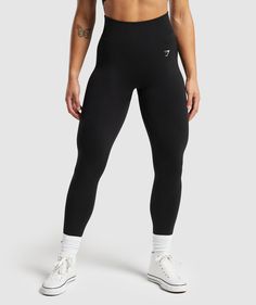 Gymshark Lift Contour Seamless Leggings - Black/Black Marl Cute Gym Outfits Shorts, Gym Outfit Shorts, Lift Contour, Athletic Dresses, Lifting Leggings, Gym Bra, Knit Structure, Cute Gym Outfits, The Baddest