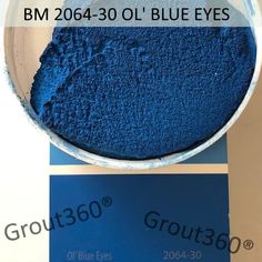 a blue dye is in a bowl on a table with the words bm 2094 - 30 ol blue eyes