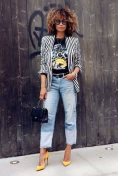 Apostolic Fashion, Denim On Denim, Urban Street Style, Striped Blazer, 가을 패션, Womens Fashion Trends