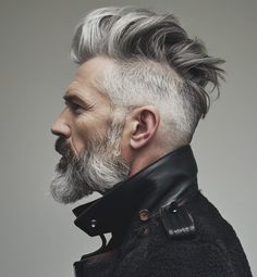 Gray Hair Men, Bearded Warrior, Hairstyles For Gray Hair, Mens Wavy Haircuts, Mens Haircuts Straight Hair, Older Men Haircuts, Trendy Mens Hairstyles, Older Mens Hairstyles, Men Over 50