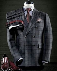 Classic-dashing! Mens Attire, Men’s Suits, Suit Style, Mens Fashion Suits, Men's Suits