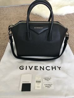 Boujee Purses, Designer Staples, Luv Bag, Givenchy Bag Antigona, Open Heaven, Givenchy Bags, Givenchy Antigona, Luxury Bags Collection, Givenchy Bag