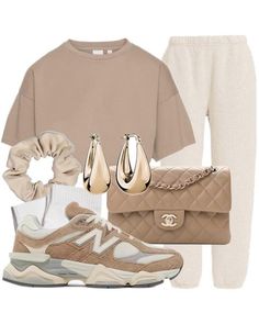 Farm Fashion Women, Chunky Sneakers Outfit, Gym Ootd, Pilates Outfit, Trip Outfit, Gymwear Outfits, Gym Crush, Look Legging, Cute Gym Outfits