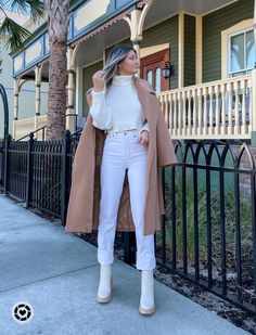 Girl wearing white Abercrombie jeans, white turtleneck sweater, ivory leather dolce vita caster boots, and an oversized camel wool coat Winter White Outfit, Coat Jeans, Cream Outfit, Cream Boots, Cute Date Outfits, Winter Whites