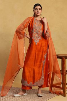 Buy Ivory Kurta And Palazzo Silk Chanderi Embroidery Kiran Dori Mahika A-line Set For Women by Sheetal Batra Online at Aza Fashions. Hijab Styles For Party, Fashion Kurti, Heavy Suit, Cutdana Embroidery, Kurta And Palazzo, Aari Design, Indian Outfits Lehenga, Times Quotes, Traditional Attires