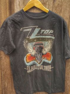 ZZ Top 100% Cotton New Vintage Band T-Shirt (Front View) - Vintage Band Shirts Types Of Cotton Fabric, Vintage Band Shirts, Neo Grunge, Vintage Band T Shirts, Shirt Wrinkles, Tokyo Street Fashion, Zz Top, Vintage Band Tees, Top T Shirt