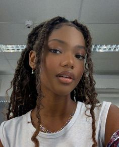 50 Stunning Braids for Black Women: Gallery & Video Showcase | 50 of the Best Braids for Black Women (Gallery & Video) | Aesthetic Braided Hairstyles For Women Hair Reference, Box Braids Hairstyles, Black Girls Hairstyles, Aesthetic Hair, Brown Skin, Protective Hairstyles, Pretty Face, Hair Looks, Hair Goals