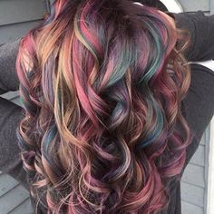 Oil Slick Hair, Slick Hair, Trendy We Fryzurach, Creative Hair Color, Rainbow Hair Color, Multi Colored Hair, Violet Hair, Multicolored Hair, Beautiful Hair Color