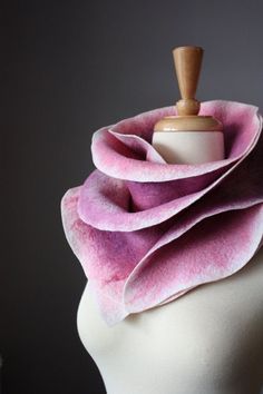 Crocheted Scarves, Felt Fashion, Evening Accessories, Scarf Wool, Felted Scarf, Linen Scarves, Pink Lilac, Flower Bag, Felted Scarves