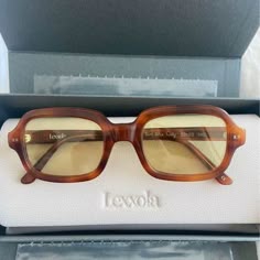 Jordy Sunglasses, Lexxola Jordy Sunglasses, Trendy Tortoiseshell Rectangular Sunglasses, Lexxola Sunglasses, Summer Tortoiseshell Square Sunglasses, Luxury Tortoiseshell Glass Sunglasses, Tortoiseshell Sunglasses Collection, 90s Sunglasses, Glasses Inspiration