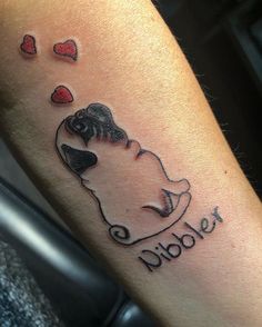 a person with a tattoo on their arm that reads diabet and has hearts coming out of it