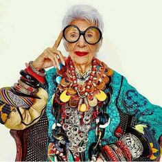 Iris Fashion, Les Nereides, Advanced Style, Harry Winston, Ageless Style, Old Woman, Aging Gracefully, Style Icon, Look Fashion