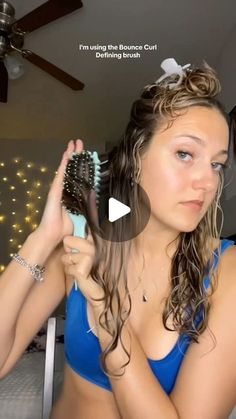 4.2M views · 300K likes | Han on Instagram: "A good curl routine 🤝🏼 my confidence

@bouncecurl code HANNAH10
@curlsmith_official 

#curlyhair #curlygirl #curlyhairtips #curlyhairtutorial #curlyhairroutine" Winter Blonde Hair, Curl Routine, Curl Care, Winter Blonde, Hairstyle Tips, Long Shag Haircut, Curly Hair Tutorial, Hair Brained, Curly Hair Routine