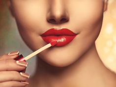 The Purpose of Lip Pencils: Create the Perfect Pout for Your Everyday Look | PurposeOf Best Long Lasting Lipstick, Neon Lipstick, Kiss Proof Lipstick, Revlon Color, Rouge Lipstick, How To Apply Lipstick, Translucent Powder, Maybelline Super Stay, Long Lasting Lipstick