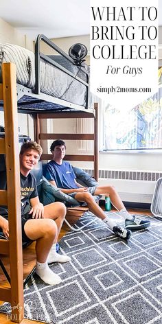 Not sure what to pack for the big move to college? 🤷‍♂️ Don't fret! We've got a fun, practical guide to help you out! Simply 2 Moms shares a college dorm packing list designed specifically for guys. It's not about the extra fluff, but about what you will ACTUALLY use. Streamline your packing process with Simply 2 Moms' college dorm packing list for guys. Not just what looks good or sounds useful, but the things that skilfully tackle a student's real life needs. Let's get packing! 🏫🎒 Mens Dorm Room, Guy College Dorm Room Ideas, Guys College Dorm, College Dorm Packing List, Lsu Dorm, Boy College Dorms, College Dorm Room Ideas For Guys