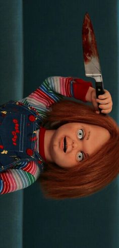 Série Chucky 2022 segunda Temporada Chucky Tv Series Wallpaper, Glenda Chucky Series, Chucky 2021, Chucky Series Behind The Scenes, Chucky Series, Ghostface Scream, It Movie Cast, Scream, Dreadlocks