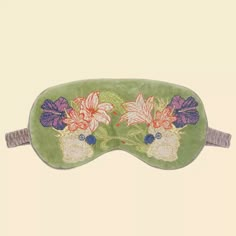 Delightfully playful and practical, this Cockatoo Eye Mask will have you feeling glamourous whilst you rest! Handmade in India, this lavender eye mask is perfect for avant-garde queens and vintage lovers alike. Comes with a matching velvet pouch to keep it safe when travelling. Luxury Eye Mask For Costume Party, Luxury Vintage Mask, Eye Mask Cover Pattern, Luxury Eye Mask For Masquerade, Eye Masks Skin Care, Elegant Luxury Eye Mask, Mzoo Eye Mask, Fairy Eye Mask, Old Money Eye Mask