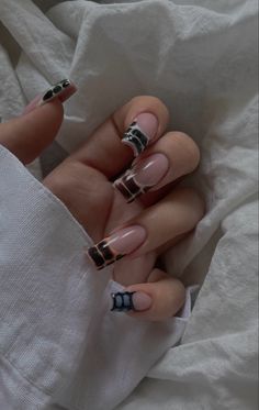 Nail Piercing, Fancy Nails Designs, Soft Nails, Glitz And Glam, Fancy Nails, Perfect Nails, Nail Manicure, Glow Up?, Makeup Inspo