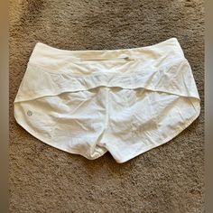 Speed Up Nwot Size 8 Speed Up Shorts, Lululemon Speed Up Shorts, Shorts Lululemon, Xmas List, Shorts Athletic, Athletic Shorts, Speed Up, Things To Buy, Lululemon Athletica