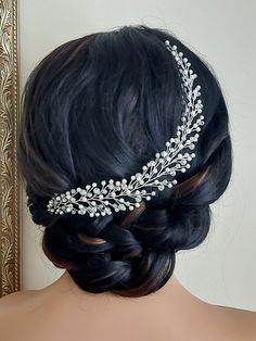 Wedding White Pearl Crystal Silver Bridal Side Hair Vine. PLEASE READ ITEM DESCRIPTION and SHOP PILICIES before placing your order, and contact me with any questions! HAIR VINE approx. 12.00 inches (30.5cm) long. This item is ready to ship HAIR ACCESSORIES SECTION: https://www.etsy.com/shop/LanaChayka?ref=seller-platform-mcnav§ion_id=22670998 Romantic and beautiful, this gorgeous hair piece is perfect for any weddings or special occasions. Handmade hair piece, is made with White glass pearls, Cz Wedding Hair With Jewels Headpieces, Hair Vine Tiara, Wedding Hair Pieces Headpieces, Pearl Hair Accessories Wedding, Hair Wedding Accessories, Bridal Side Hair, Handmade Bridal Hair Accessories, Silver Hair Accessories, Side Hair