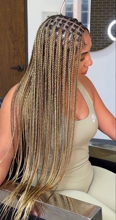 Knotless Braid Styles, Women Cornrows, Knotless Braid, Blonde Box Braids, African Hair Braiding Styles, Blonde Braids