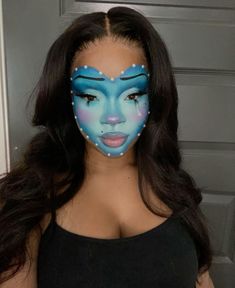 Creative Full Face Makeup, Heart Makeup Look Full Face, Funny Makeup Looks, Face Paint Makeup Looks, Crazy Halloween Makeup, Heart Face Makeup, Heart Makeup, Holloween Makeup, Creepy Makeup