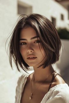 30 Stylish Angled Bob Hairstyles - Project Hairstyles Bob No Bangs, Super Short Bob, Angled Bob Haircuts, Angled Bob Hairstyles, Wavy Bob Haircuts, Layered Bob Haircuts, Chin Length Hair, Bob Haircut For Fine Hair, Fashion Vibes