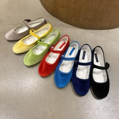 Velvet Flat Shoes, Magical Candy, Miss Patty, Aesthetic Marketing, Chinese Shoes, Achilles Heel, Iconic Shoes, Shoes Cool, Shoes Inspiration