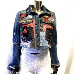 Super cute denim jacket with patchwork decor this jacket is great to help any outfit stand out with a pop great statement jacket Denim Patchwork Dress, Denim Patchwork Jacket, Patchwork Decor, Cute Denim Jacket, Diy Fashion Accessories, Statement Jacket, Upcycle Jeans, Patchwork Jacket, Womens Jackets